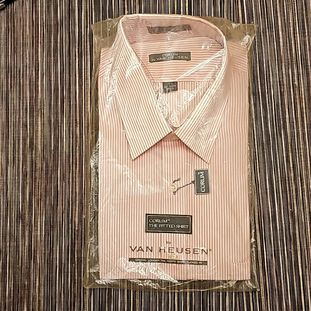 NEW - Men's Van Heusen Corum Fitted Dress Shirt